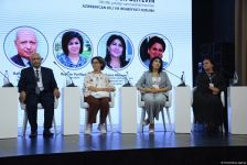 Форум азербайджанского языка и литературы. Какие темы обсуждались во второй день? (ФОТО)