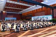 Азербайджан и Китай обсудили дальнейшее развитие экономических отношений (ФОТО)