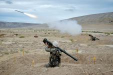 Azerbaijani Army staging combat training (PHOTO)