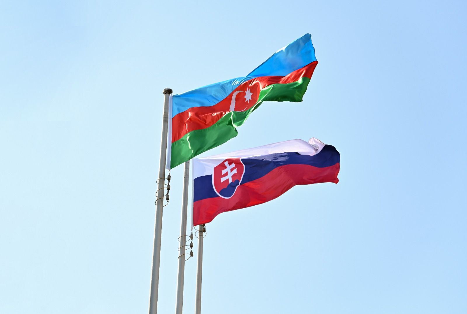 Председатель Национального совета Словакии прибыл с рабочим визитом в Азербайджан (ФОТО)