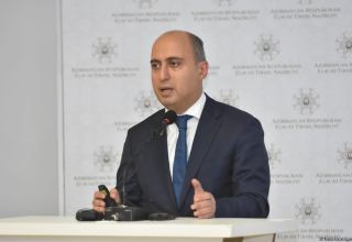 В Азербайджане 654 школы нуждаются в ремонте - Эмин Амруллаев