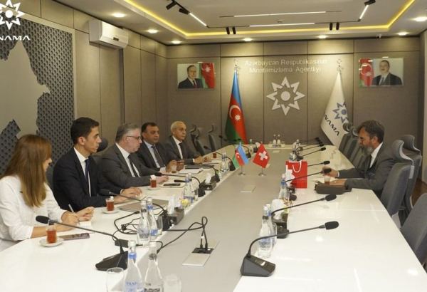 Азербайджан и Швейцария обсудили сотрудничество в области гуманитарного разминирования