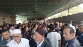 В Агстафе прощаются с шехидом, чьи останки были найдены в массовом захоронении в Физули (ФОТО)