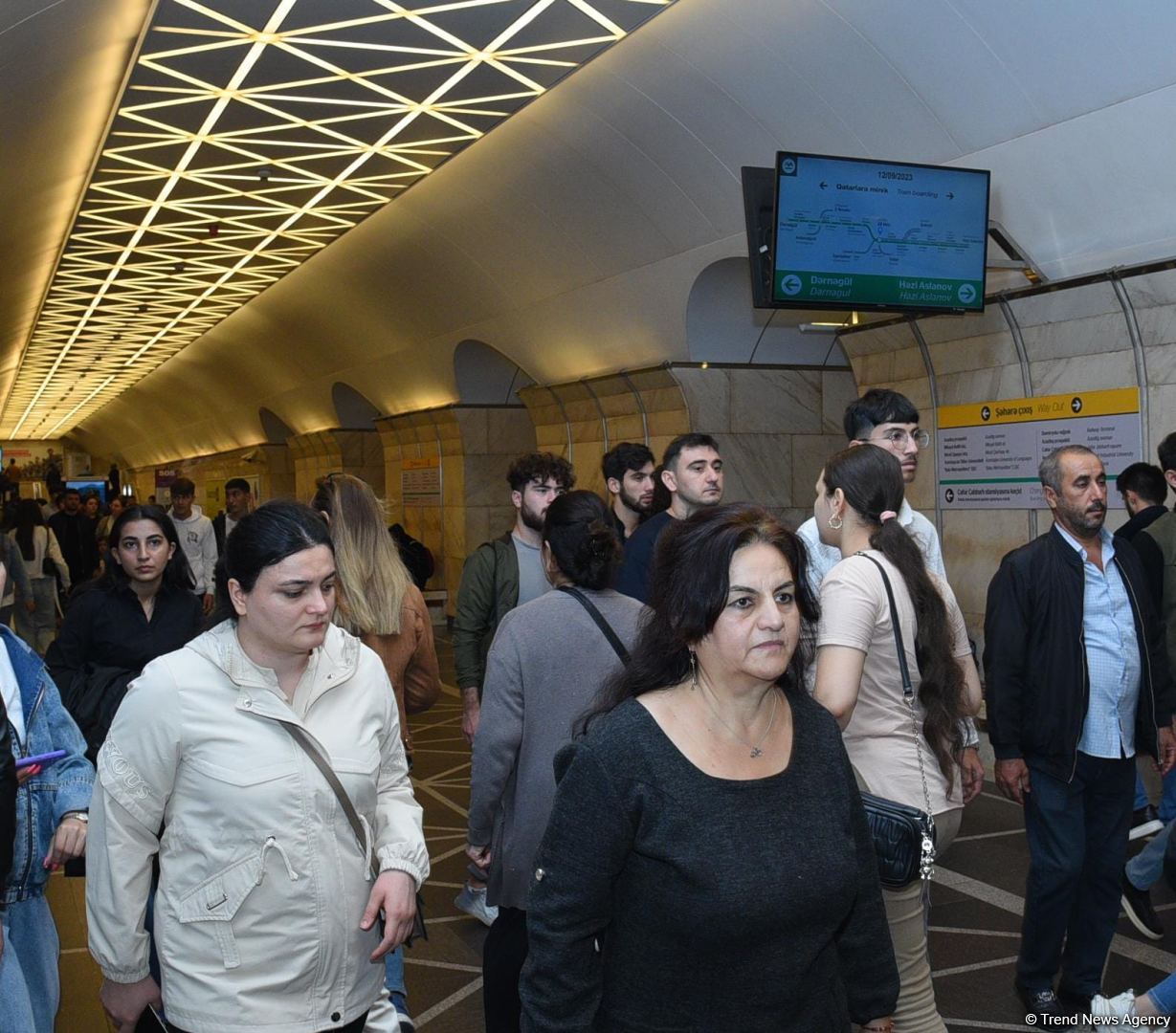 Metro yeni tədris ilinə hazırlaşır (FOTOSESSİYA)