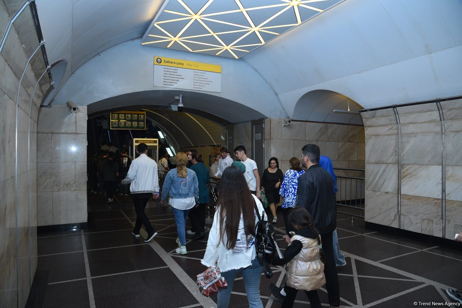 Бакинское метро готовится к новому сезону (ФОТО)