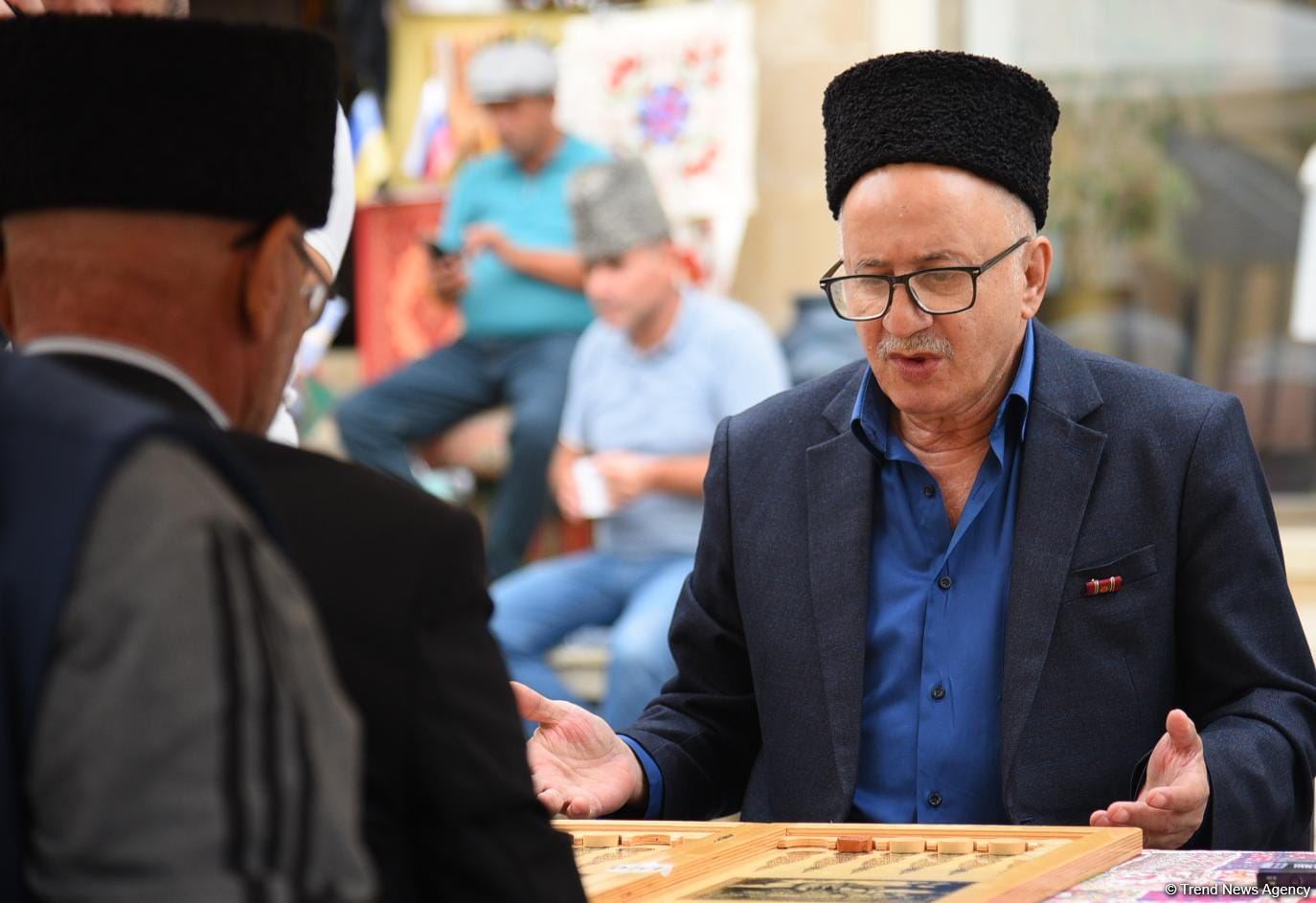 В старинной части Баку - Ичери шехер стартовал турнир по нардам среди ветеранов (ФОТО)