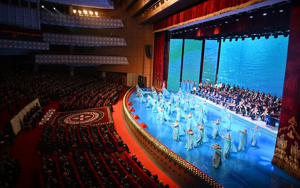 Президент Ильхам Алиев присутствовал на концертной программе ”Вечер дружбы" в Душанбе (ФОТО/ВИДЕО)