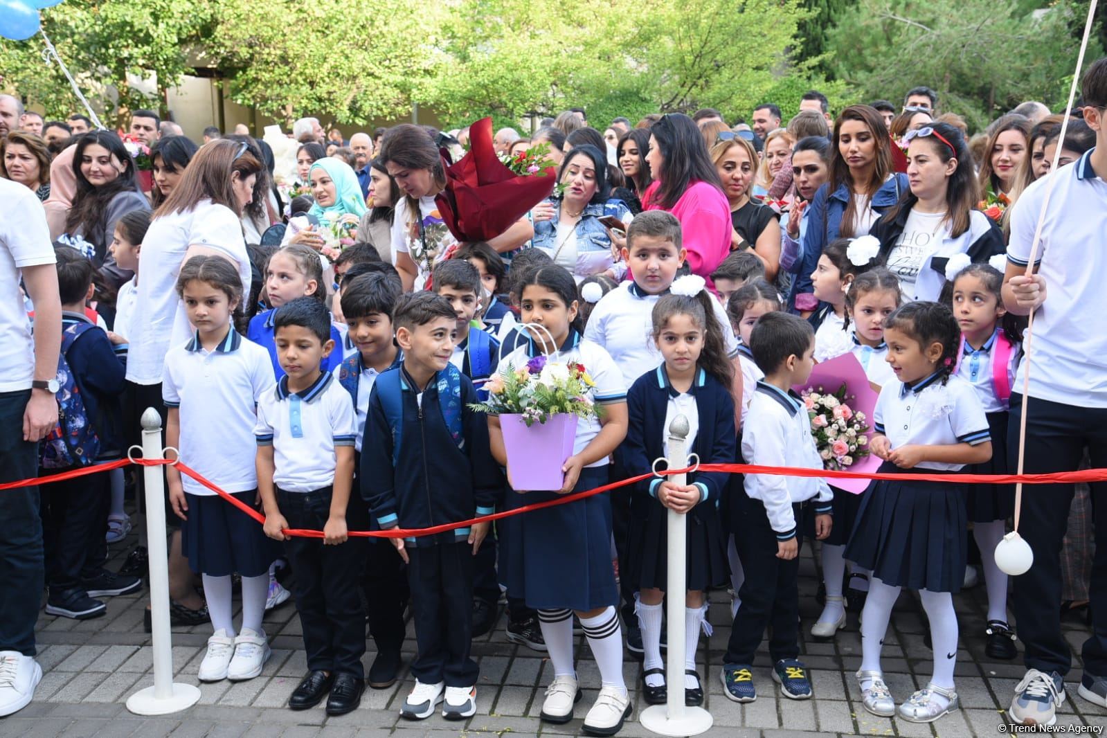 Bu gün Azərbaycanda Bilik Günüdür (FOTO)