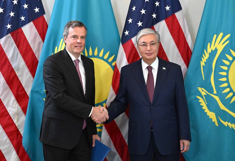 Президент Казахстана принял президента компании Wabtec