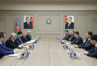Али Асадов встретился с министрами, участвующими в мероприятиях ОТГ в Баку