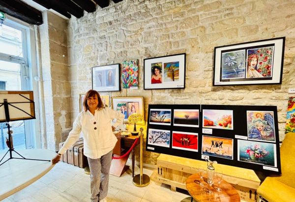Яркие картины с глубоким смыслом – азербайджанские художники представили свои работы в Париже (ФОТО)
