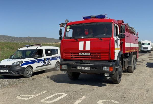 10 транспортных средств специального назначения МЧС отправились в Ханкенди (ФОТО/ВИДЕО)