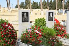 Azerbaijani people honor memory of second Karabakh war Martyrs (PHOTO)