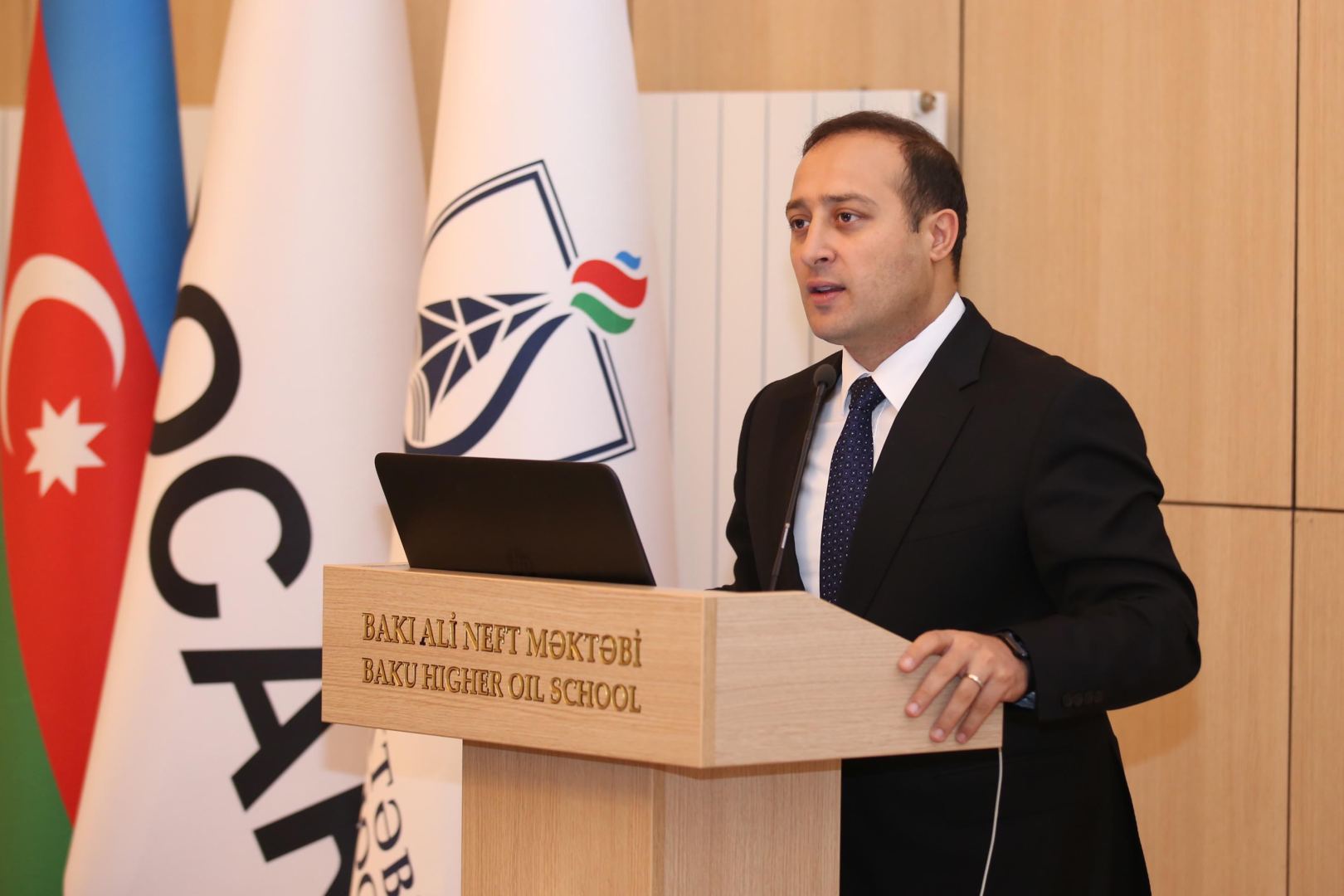 Baku Higher Oil School hosts event called “4SIM TALKS” (PHOTO)