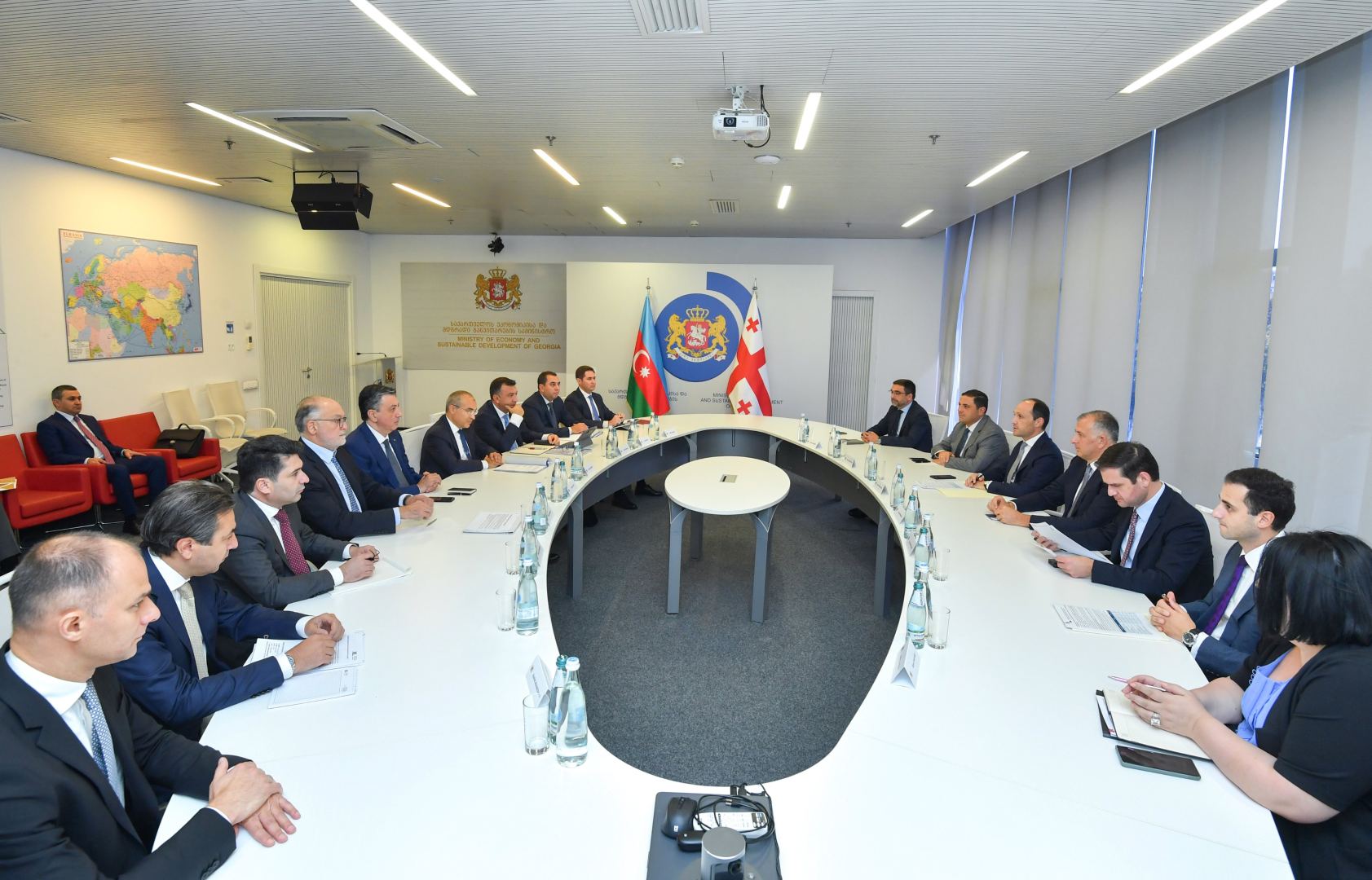 Azerbaijan, Georgia discuss development of bilateral economic relations (PHOTO)