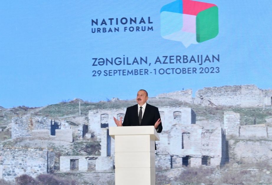 Президент Ильхам Алиев: На сегодняшний день в свои дома возвратились более 2 тысяч бывших вынужденных переселенцев
