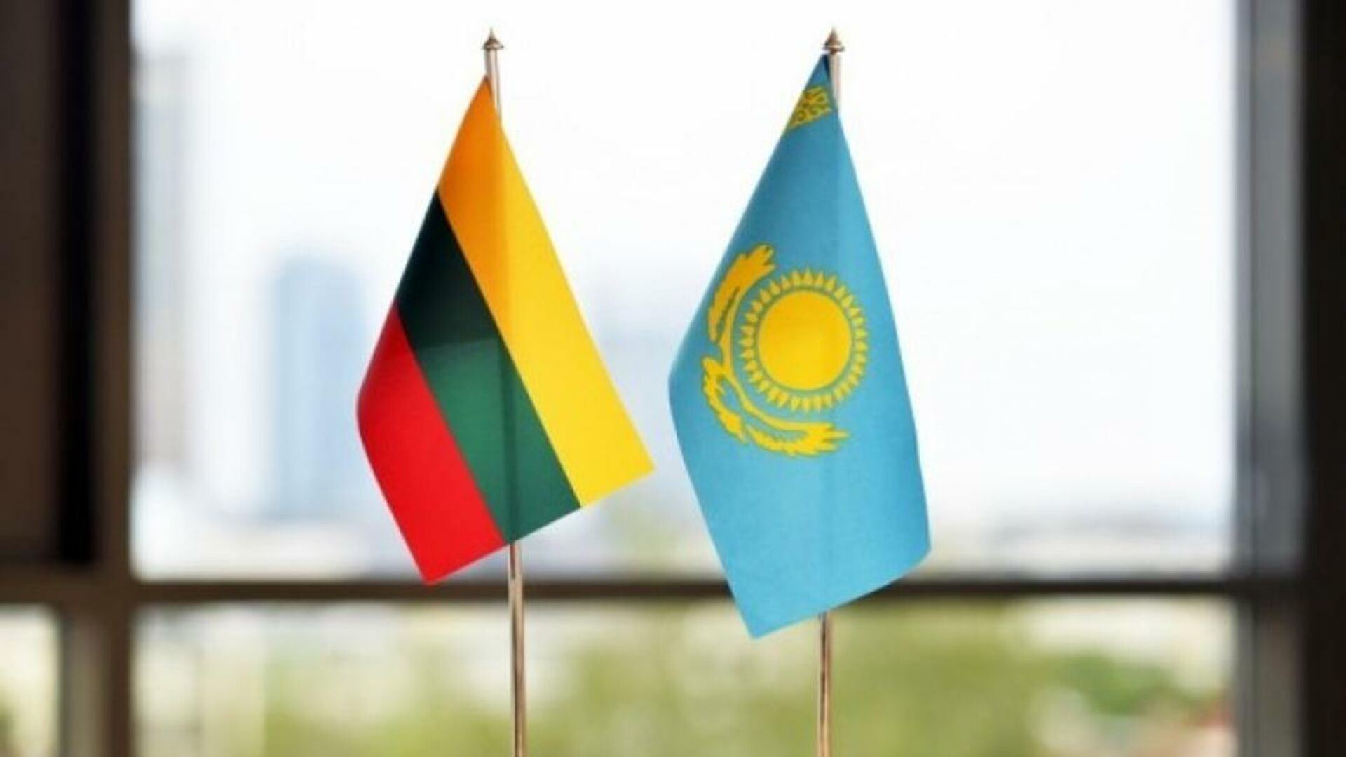 Литва активно участвует в процессе диверсификации товарных маршрутов Казахстана – посол (Эксклюзивное интервью)