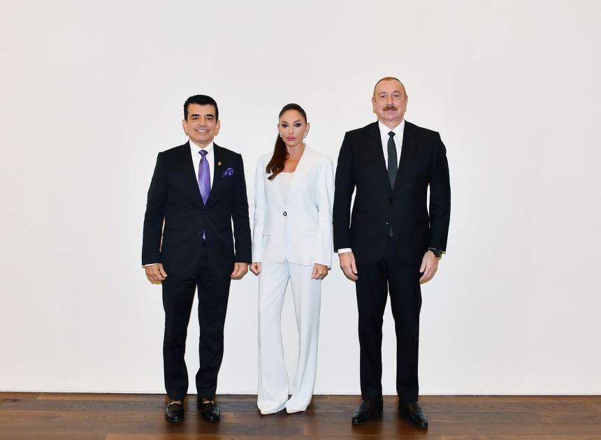 President Ilham Aliyev, First Lady Mehriban Aliyeva meet ICESCO Director General (PHOTO)