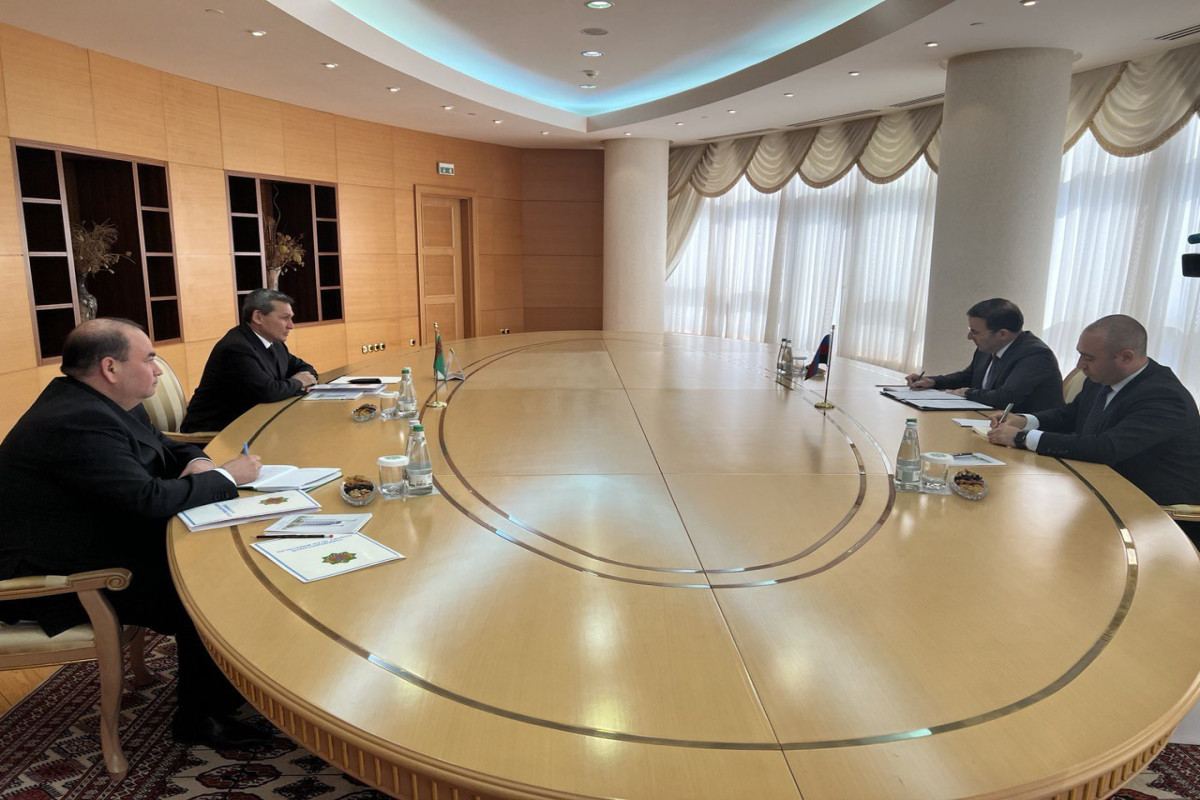 Посол Азербайджана вручил копию верительных грамот главе МИД Туркменистана (ФОТО)