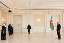 Президент Ильхам Алиев принял верительные грамоты новоназначенного посла Саудовской Аравии в Азербайджане (ФОТО/ВИДЕО)