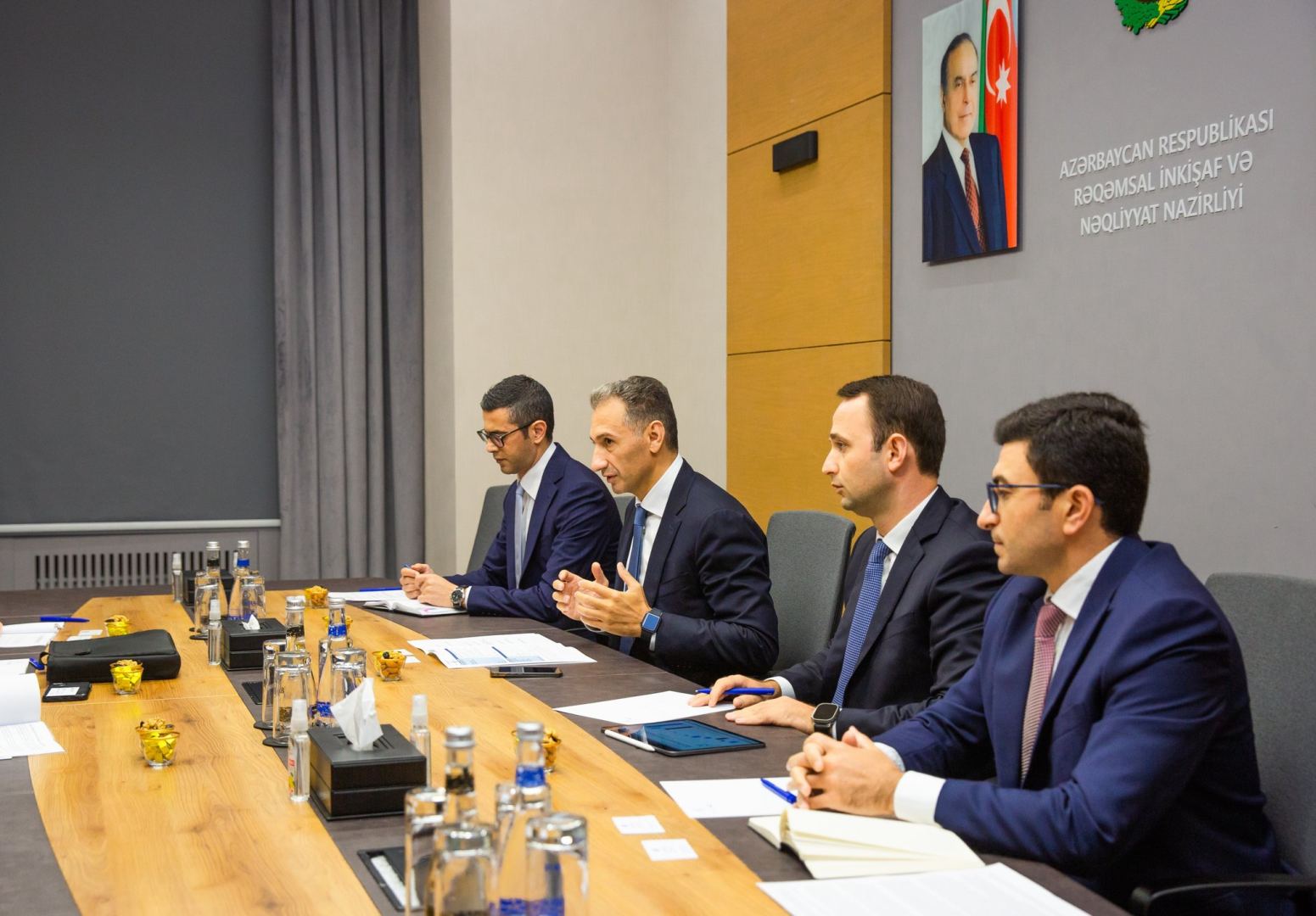 Азербайджан и ЕБРР обсудили возможности сотрудничества по цифровизации в сфере ж/д транспорта