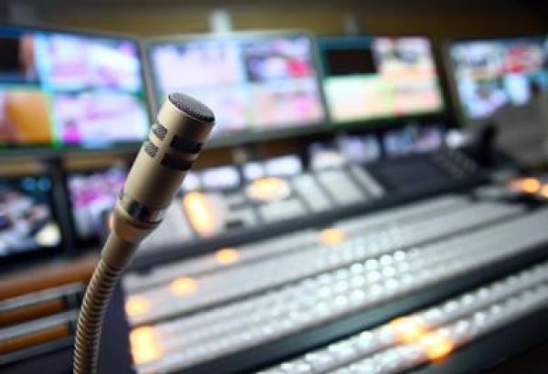 В Азербайджане увеличиваются расходы на телевидение, радио и издательство