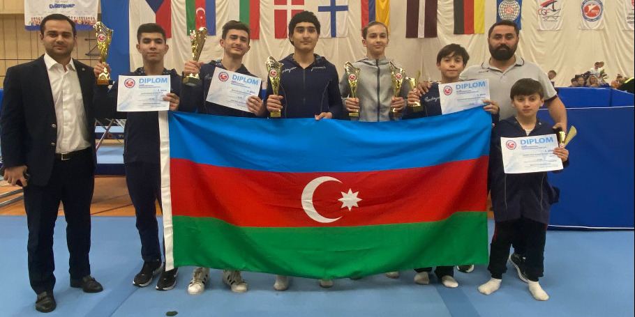 Азербайджанские гимнасты завоевали награды международного турнира в Чехии (ФОТО)