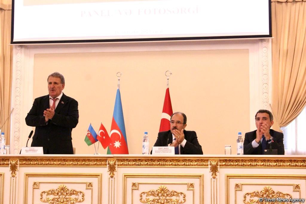Водруженный Президентом Ильхамом Алиевым славный флаг Азербайджана будет развеваться вечно - посол Турции (ФОТО)