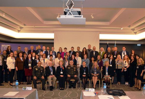 В Баку проходит семинар с участием экспертов по военному образованию НАТО (ФОТО)