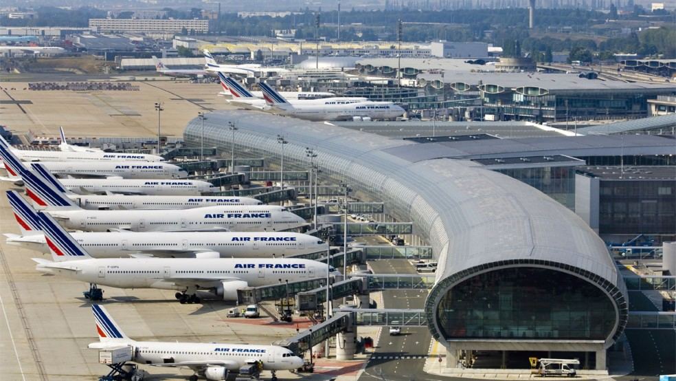 Fransada daha bir aeroport boşaldılıb