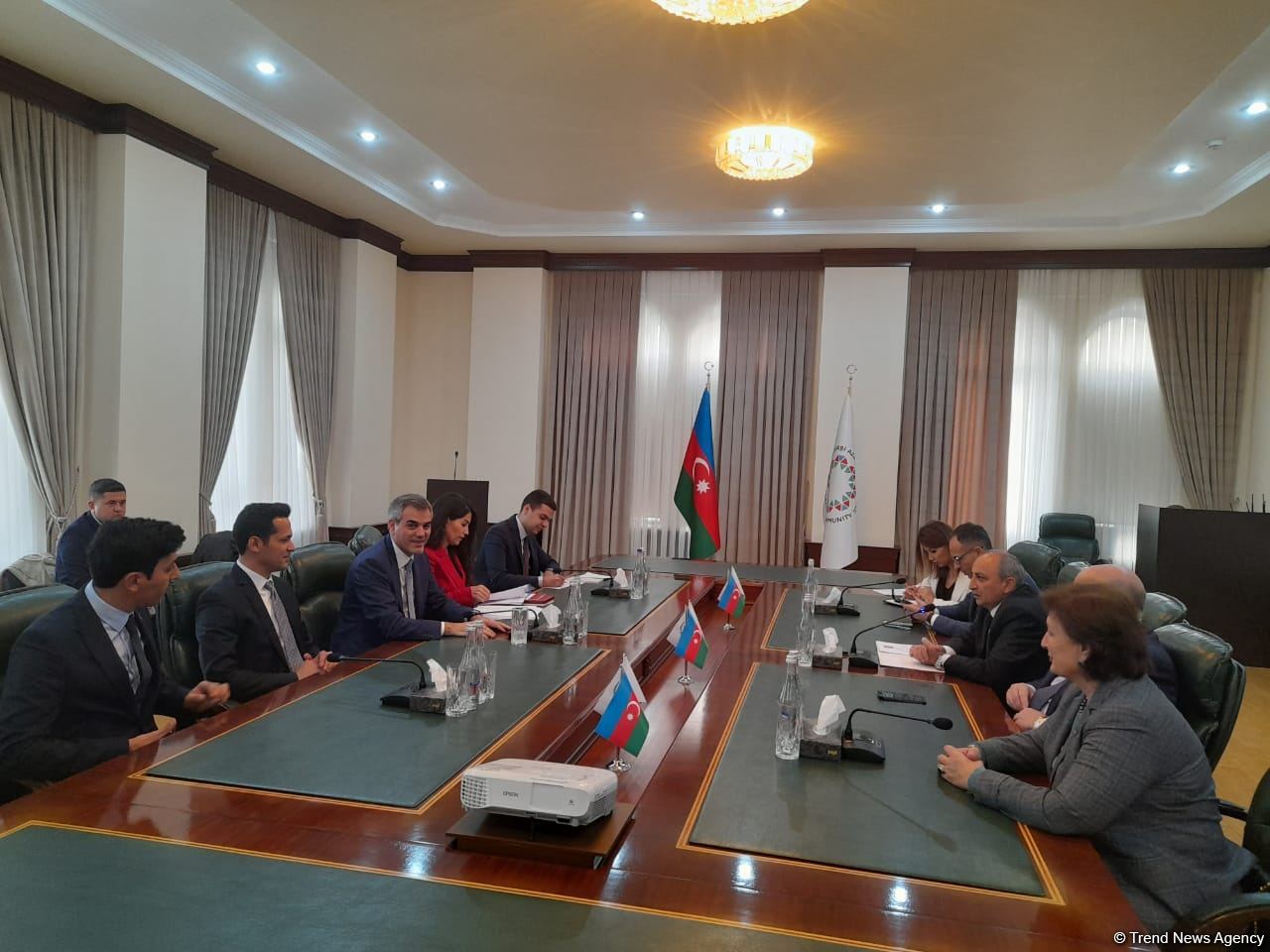 Турецкая делегация встретилась с представителями Общины Западного Азербайджана (ФОТО)