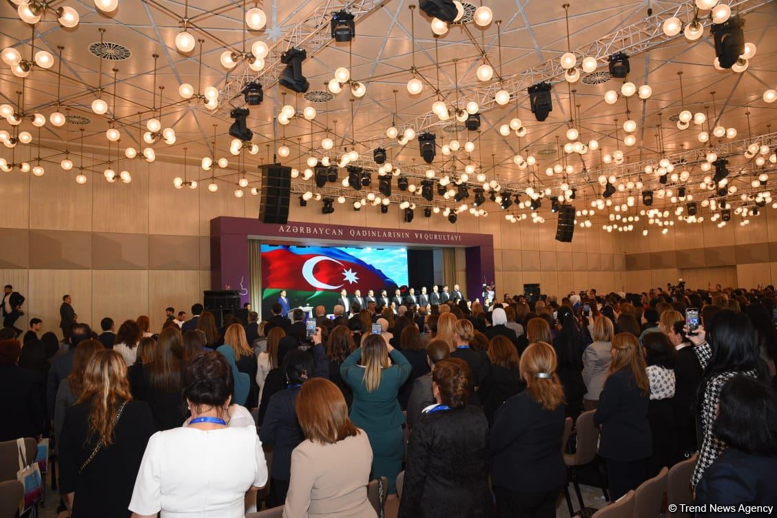 На VI Съезде азербайджанских женщин принята декларация