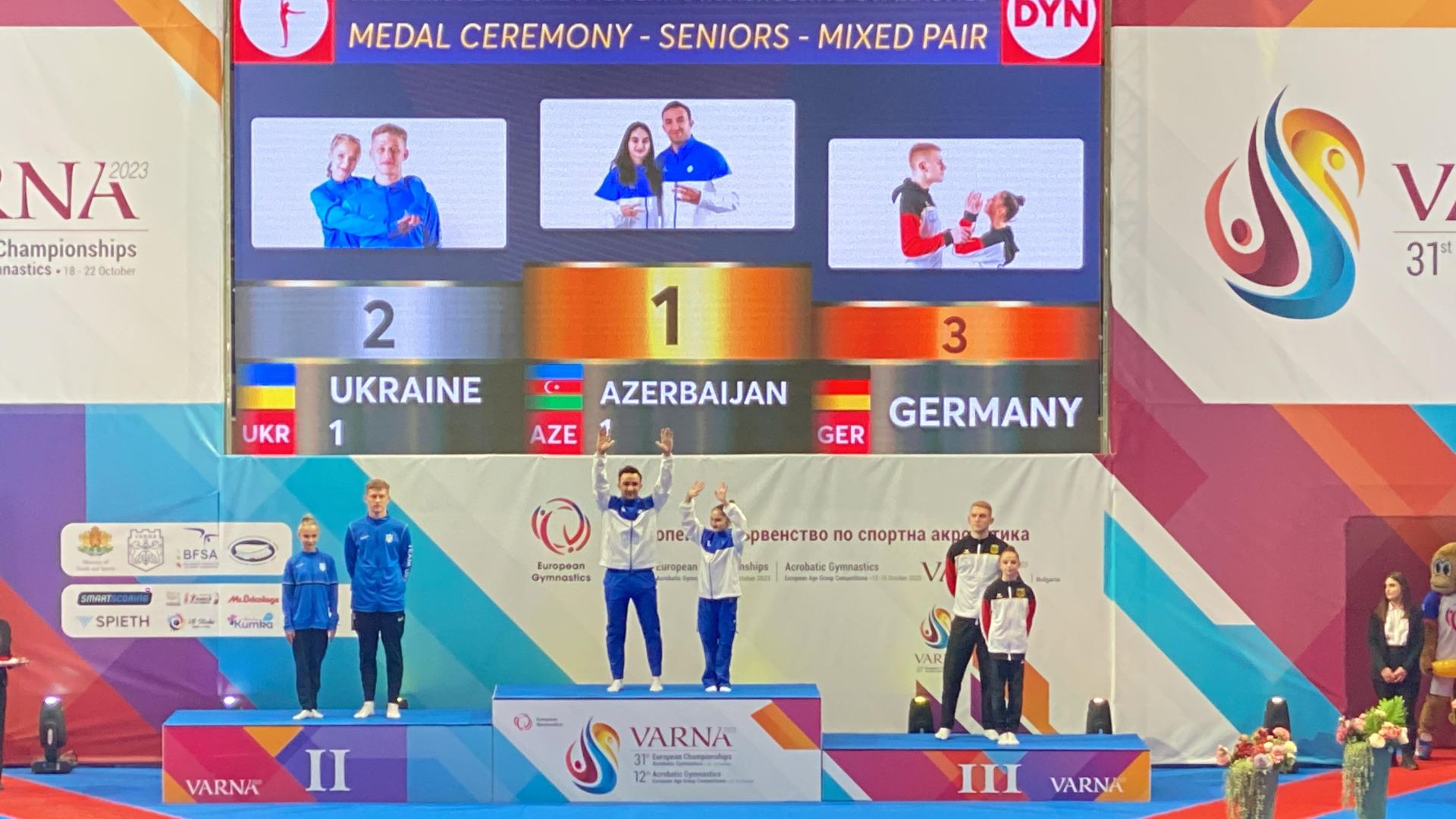 Gimnastlarımız Bolqarıstanda keçirilən Avropa çempionatında iki qızıl medal qazanıblar (FOTO)