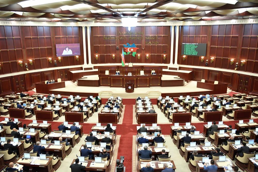 В парламенте Азербайджана обсудят 22 вопроса