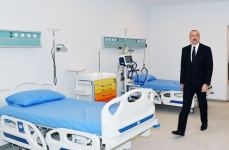 Президент Ильхам Алиев принял участие в открытии нового здания Сумгайытской городской больницы номер 2 (ФОТО/ВИДЕО)