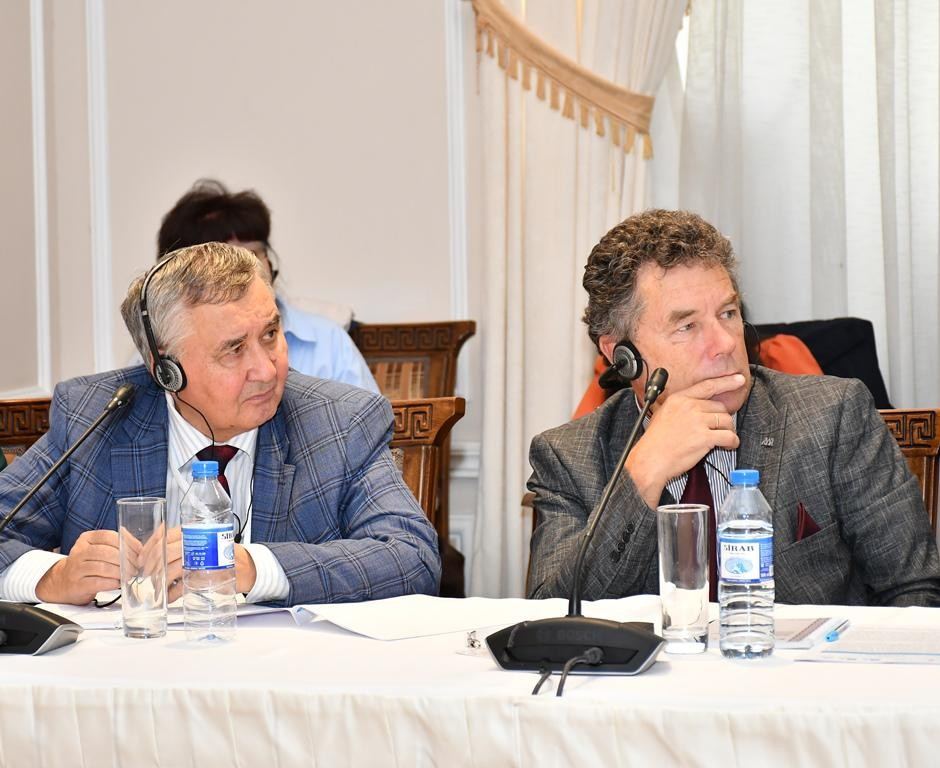 В Баку проходит субрегиональная конференция ЮНЕСКО (ФОТО)