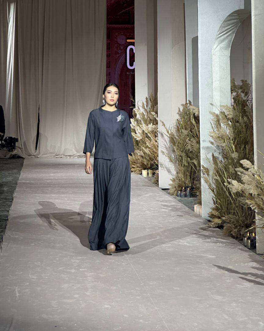"Коллаж" Гюльнары Халиловой с успехом представлен на Tengrii Fashion Week в Казахстане (ФОТО)