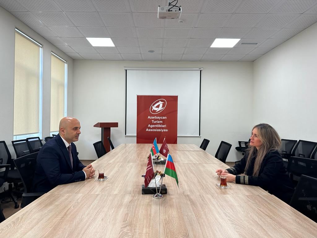 Ассоциация турагентств Азербайджана и "Georgian Wings" обсудили возможности сотрудничества