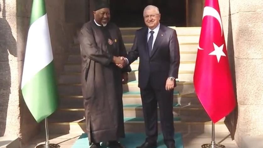 Турция и Нигерия обсудили взаимодействие в сфере обороны
