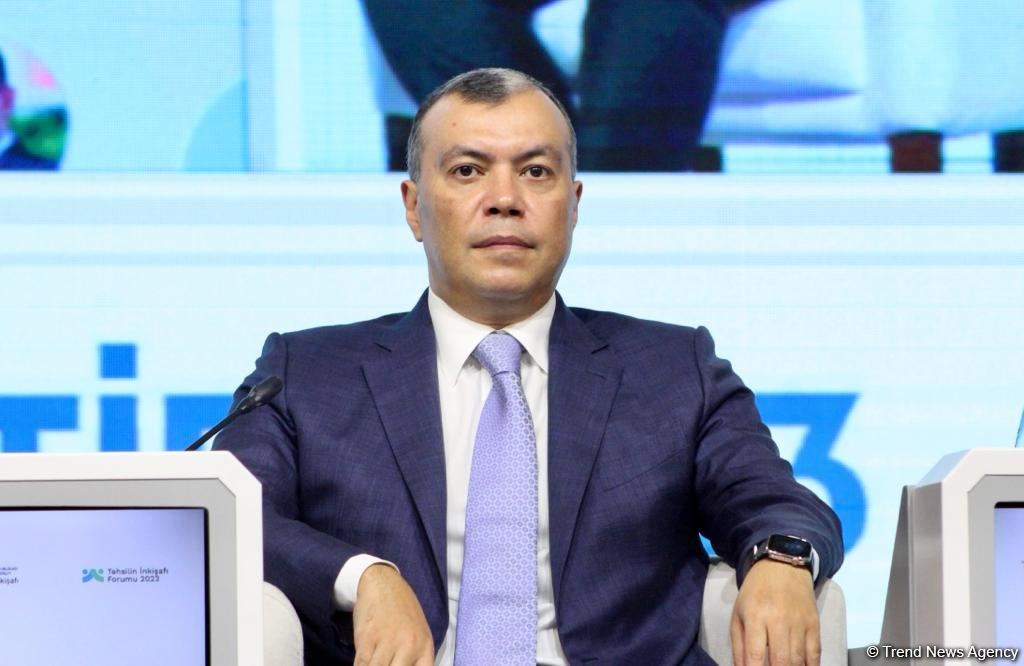 Гражданам, имеющим право на два вида пенсий, будет назначаться самая высокая из них - Сахиль Бабаев