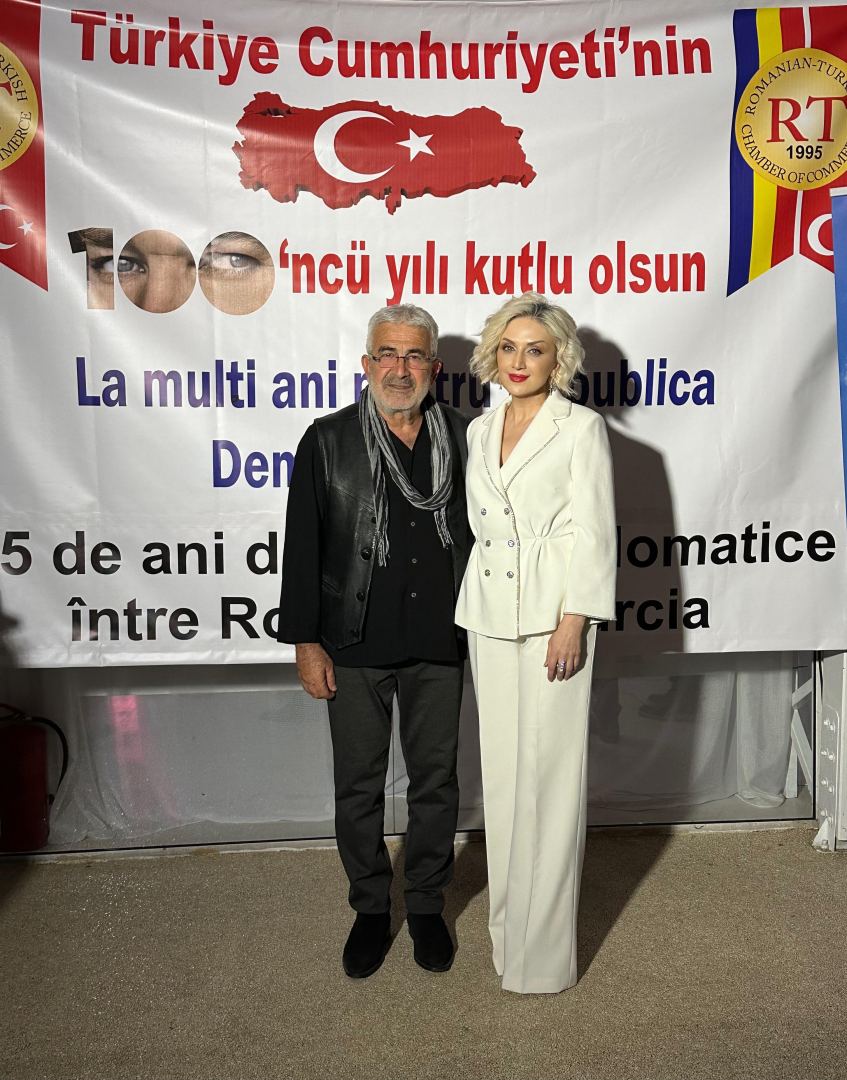 В Румынии представлена коллекция Гюльнары Халиловой "Карабах и Тюркский мир" - спецприз в честь 100-летия Турецкой Республики (ФОТО)