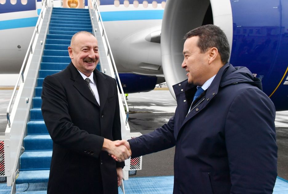 Президент Ильхам Алиев прибыл с визитом в Казахстан (ФОТО/ВИДЕО)