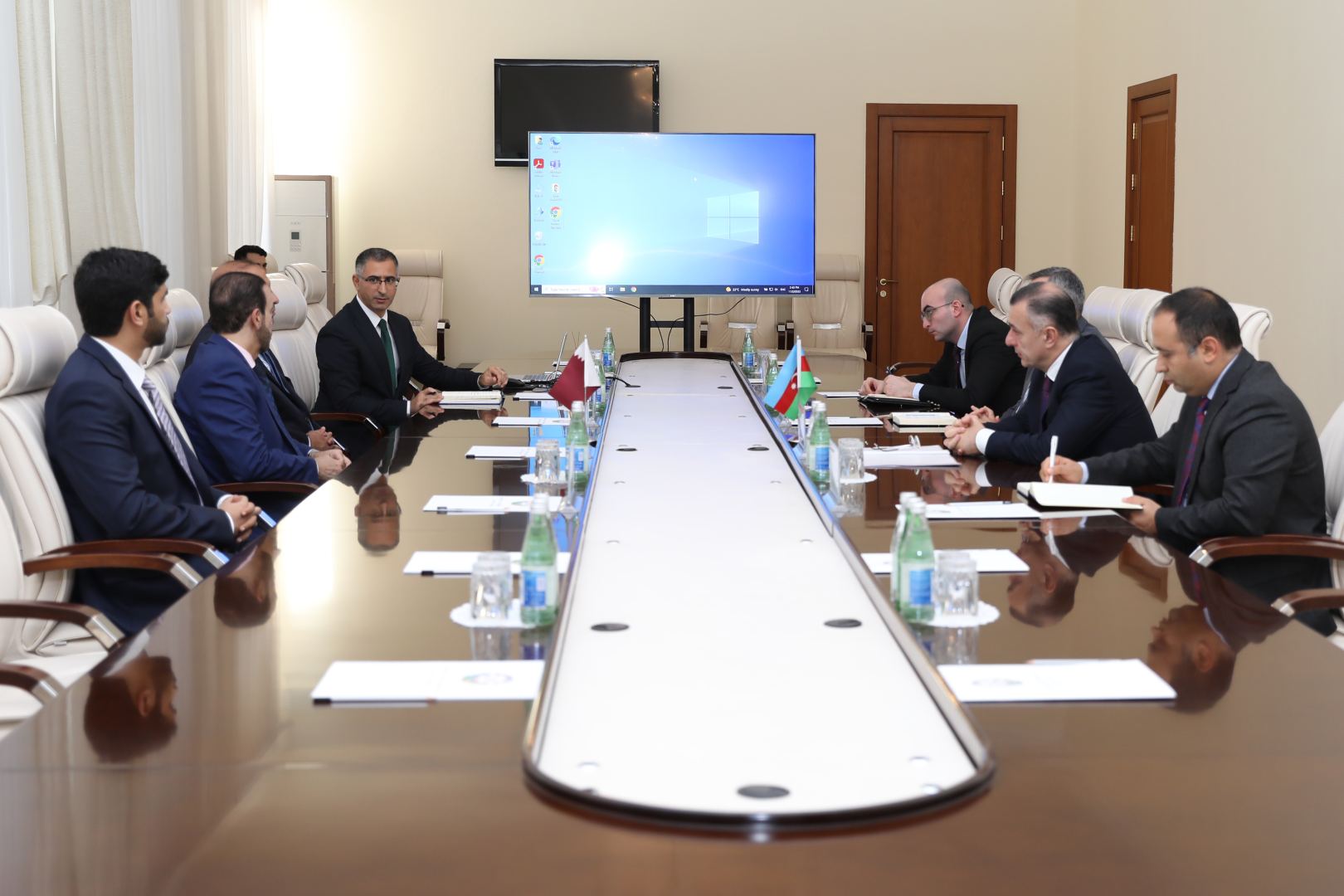 В минздраве Азербайджана состоялась встреча с руководителями ряда ведущих международных компаний в сфере медицины