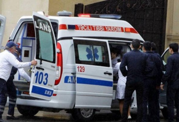 TƏBİB провел расследование в связи с вызовом скорой помощи для 15-летней девочки, выпавшей с балкона
