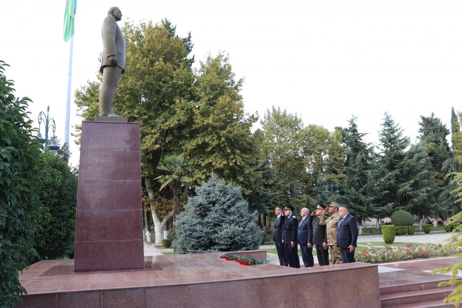 Военная прокуратура Азербайджана провела в Товузе мероприятие, посвященное 100-летию великого лидера Гейдара Алиева (ФОТО)