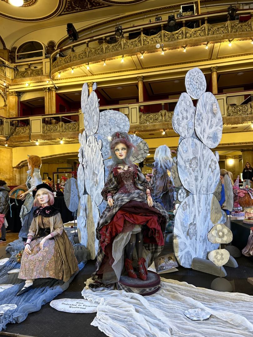 Психея азербайджанской художницы подарила настоящее наслаждение гостям Dolls Prague в Праге (ФОТО)