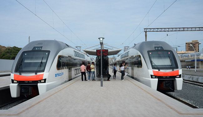 Восстановлена подача электроэнергии на железнодорожную линию Сумгайыт-Баку (Обновлено)