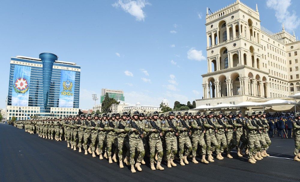 Стало известно число военнослужащих, награжденных сегодня в рамках распоряжений Президента Азербайджана