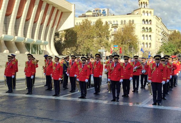 В Баку прошло шествие по случаю 8 ноября - Дня Победы (ВИДЕО/ФОТО)