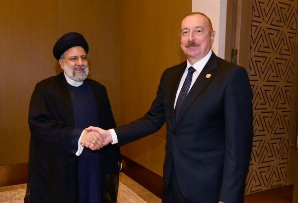 В Ташкенте состоялась встреча Президента Ильхама Алиева с Президентом Ирана Сейедом Ибрахимом Раиси (ФОТО/ВИДЕО)